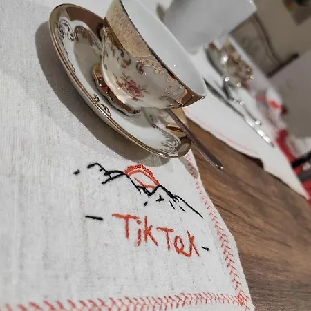 Tik Tak Via Orologio O Via Moscatello Bed & Breakfast Verbicaro