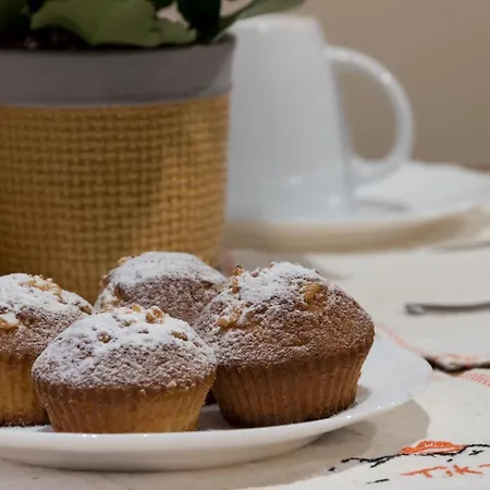 Tik Tak Via Orologio O Via Moscatello 4*