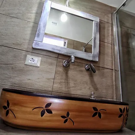 Tik Tak Via Orologio O Via Moscatello Bed & Breakfast 4*