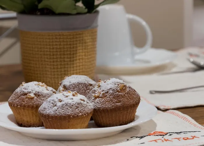 Tik Tak Via Orologio O Via Moscatello 4*